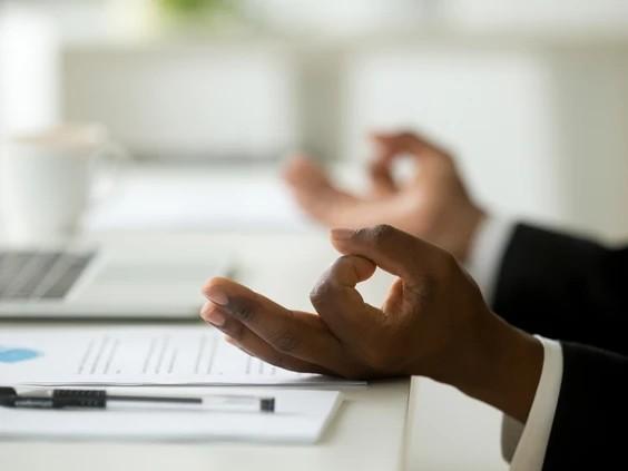 Lettre d'opinion: Glorifier l’épuisement, c’est justifier l’exclusion